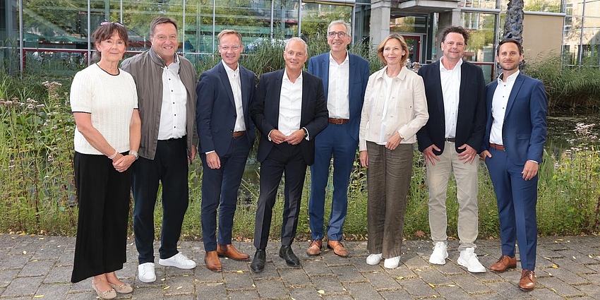 (v.l.n.r.) Marion Sett, Olaf Rabsilber, Daniel Sieveke, Alexander Rychter, Klaus Leuchtmann, Elisabeth Gendziorra, Alexander Klier.